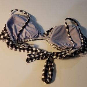 unknown Swim - Gingham bikini top flutter unknown Swim - Gingham bikini top flutter